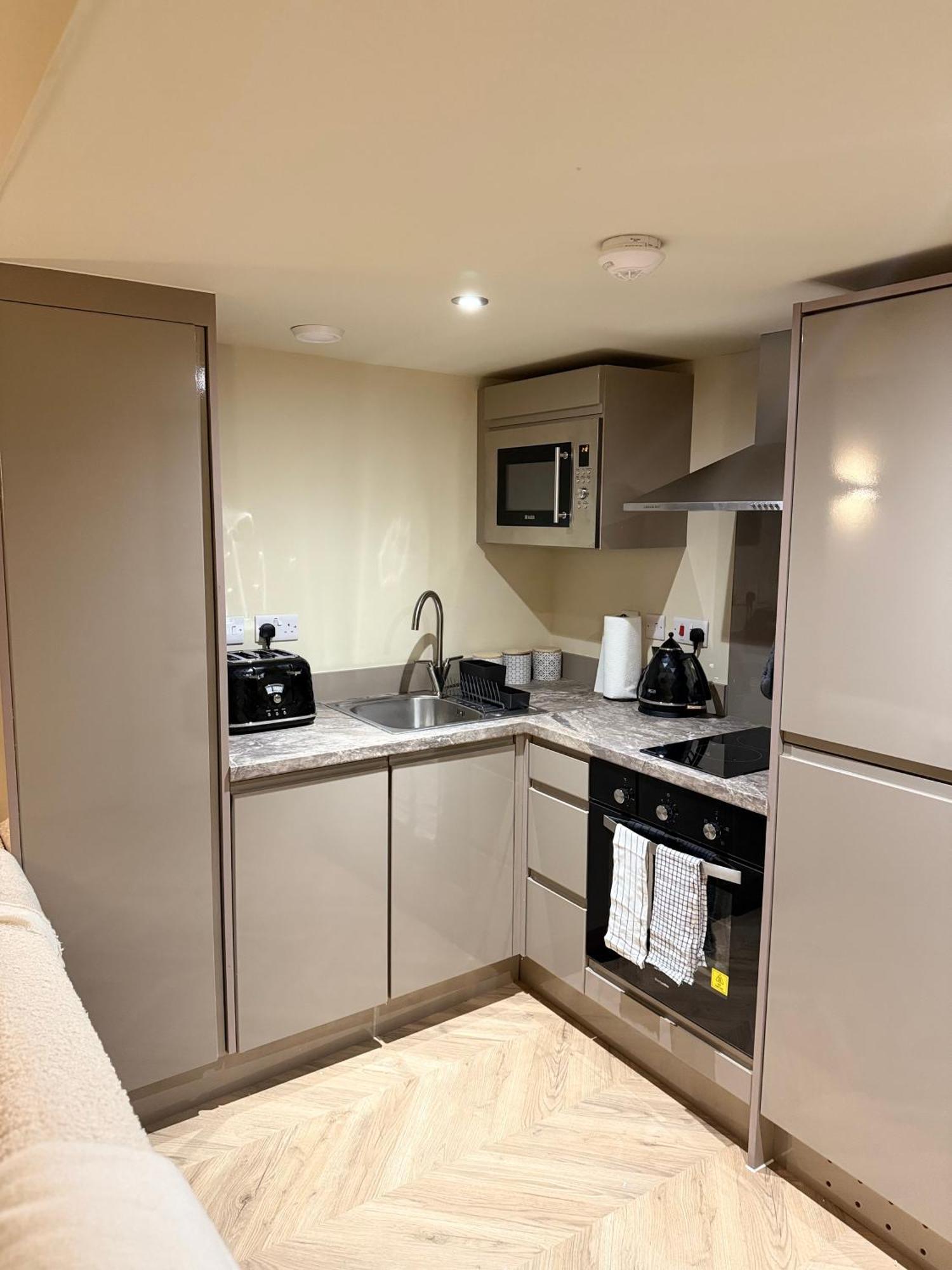 Cosy Mezzanine Apartment Leeds City Centre ภายนอก รูปภาพ